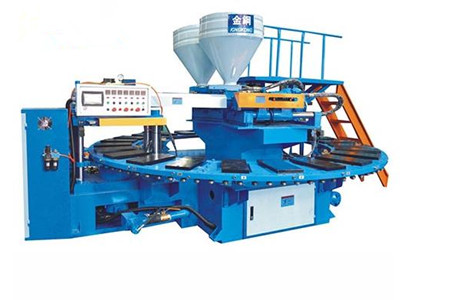 選擇混雙色注塑機廠家時應(yīng)該注意哪些問題呢？